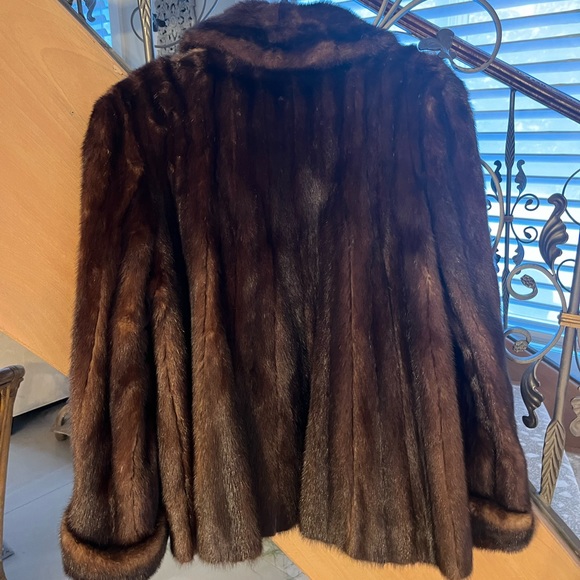 Mink Jacket - Picture 3 of 4